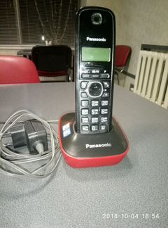 Радиотелефон Panasonic с аон с памятью на 50 номер