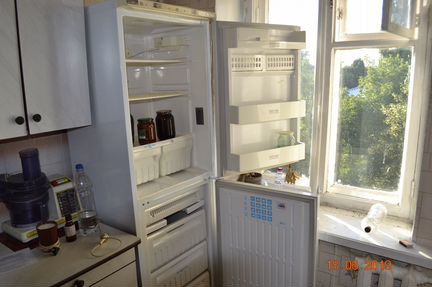Продаю холодильник stinol NO frost