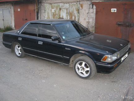 Toyota Crown 2.4 AT, 1991, седан