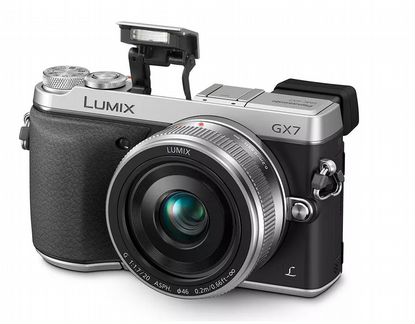 Камера Lumix GX7