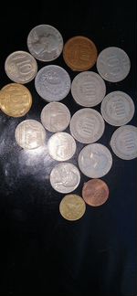 Купюры монеты