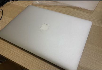Apple MacBook Air 13 mid 2012 / SSD 256gb