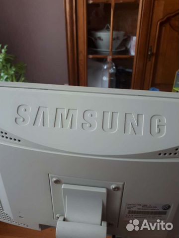 Монитор Samsung