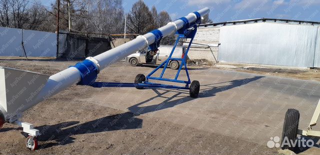 Шнековый транспортер зерна