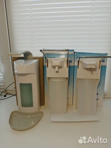 Дозатор локтевой