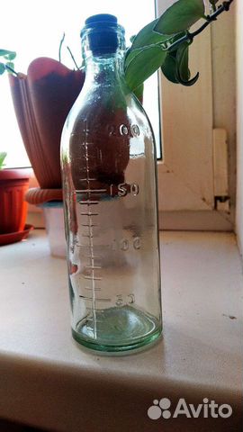 Бутылочка с мерной шкалой