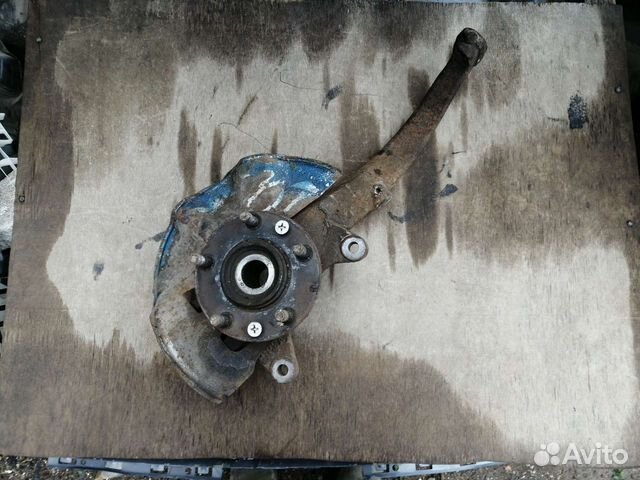 Поворотный кулак Mazda 6 GG