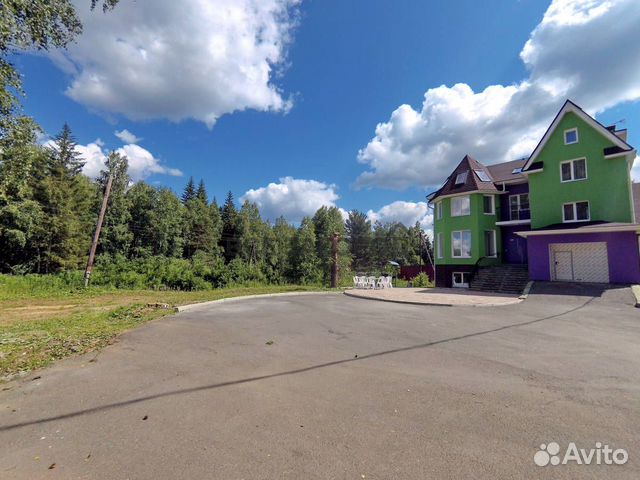 

10-к. и более коттедж, 600 м²