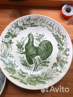 Декоративная посуда времен СССР (тарелки, ваза)