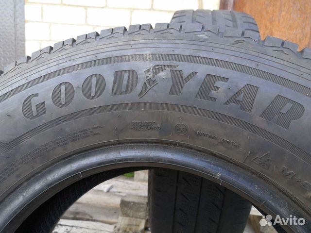 225/70 R15C Goodyear Vector 4 Seasons Cargo