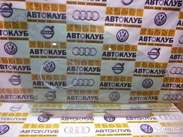 Стекло двери передней правой Вольво XC90