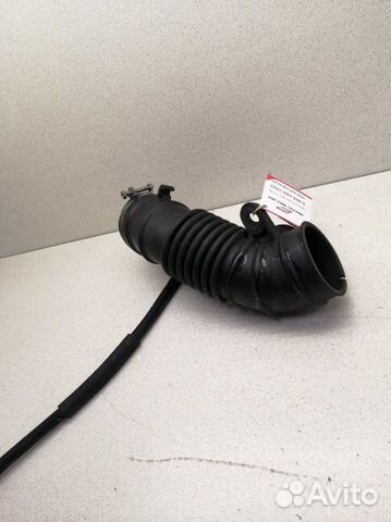 Патрубок воздушного фильтра Mitsubishi Grandis