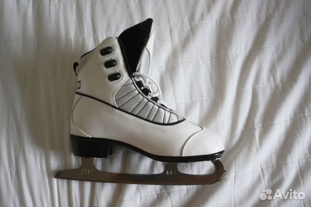 Подростковые коньки CCM serie confort