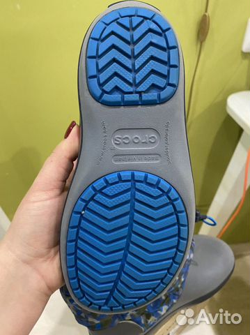 crocs j4