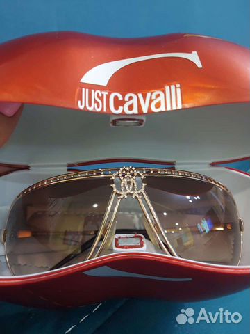 Солнцезащитные очки