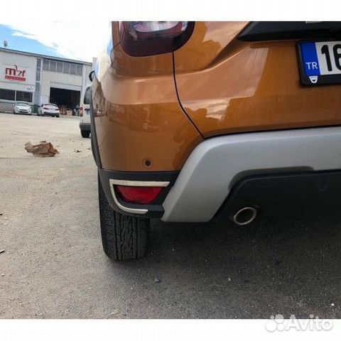 Накладки на противотуманные фары Renault Duster