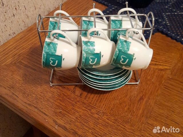 Кувшин керамические и разная посуда