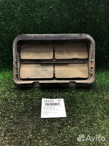 Клапан вентиляции багажного отделения задний