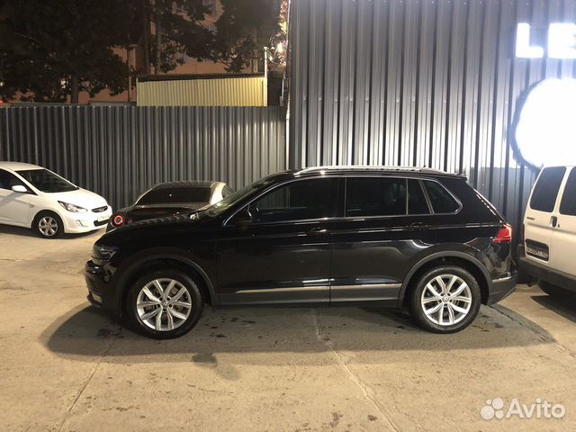 Volkswagen Tiguan 2.0 AT, 2018, 73 000 км