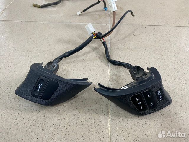 Кнопки в руль Lexus is250 is 250 3433