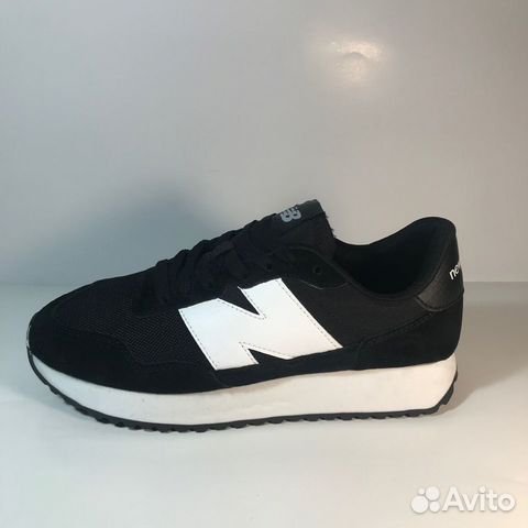 new balance classic black and white