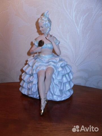 Танцовщица с зеркалом. W A