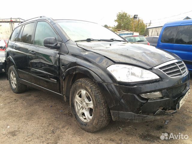 Дверь капот фара бампер Ssang Yong Kyron Дверь капот фара бампер Ssang Yong Kyron