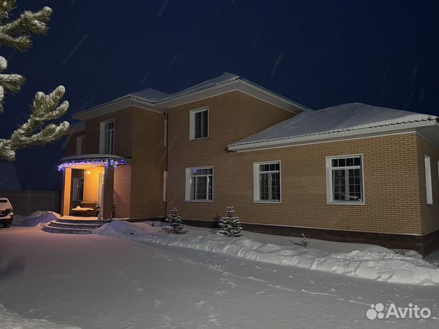

6-к. коттедж, 900 м²