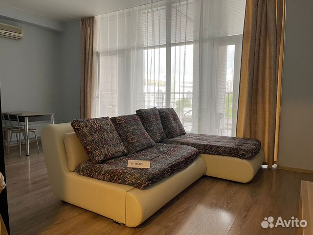 

Квартира-студия, 42 м², 2 кровати