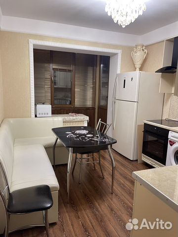 

1-к. квартира, 40 м², 9/10 эт.