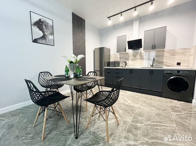

2-к. квартира, 62 м², 3/3 эт.