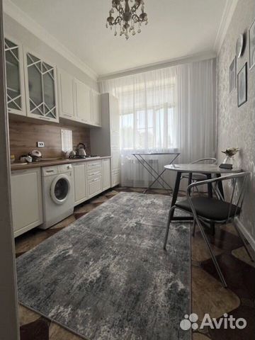 

2-к. квартира, 75 м², 2/6 эт.