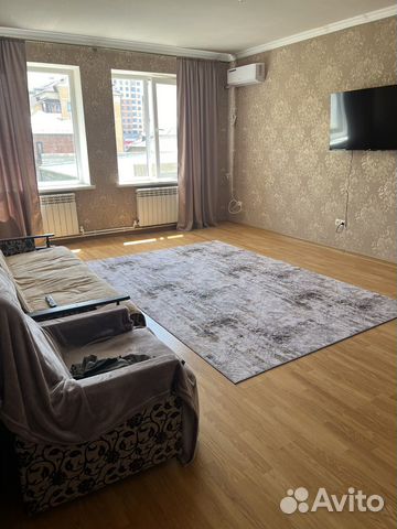 

2-к. квартира, 80 м², 2/8 эт.