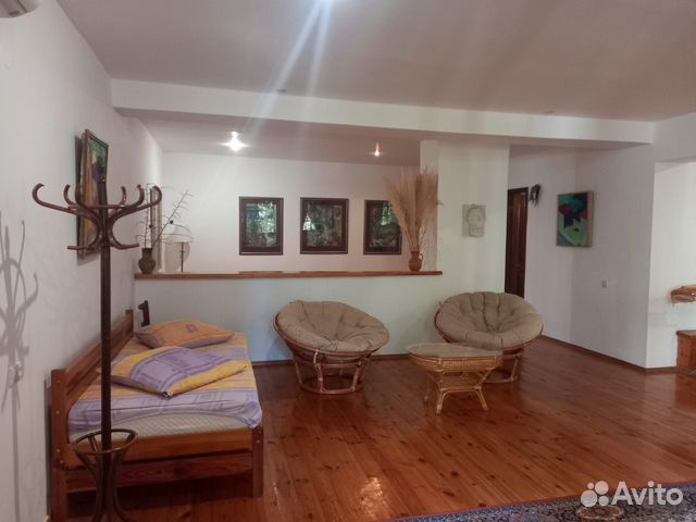 

Квартира-студия, 80 м², 4 кровати