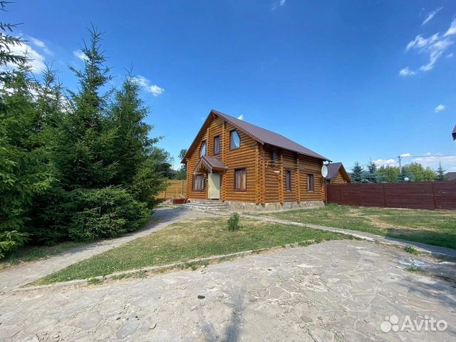 

Дом 250 м² на участке 10 сот.