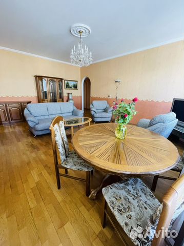 

3-к. квартира, 100 м², 4/4 эт.