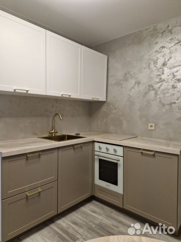 

1-к. квартира, 35 м², 8/9 эт.