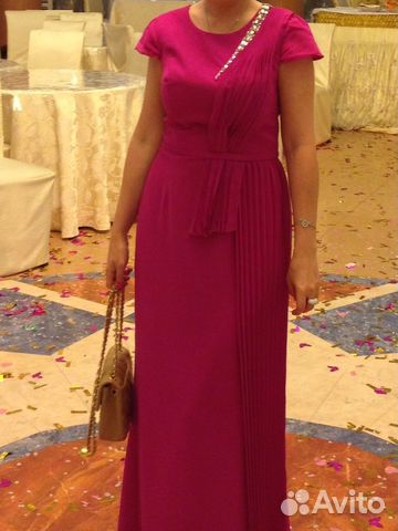 Платье вечернее