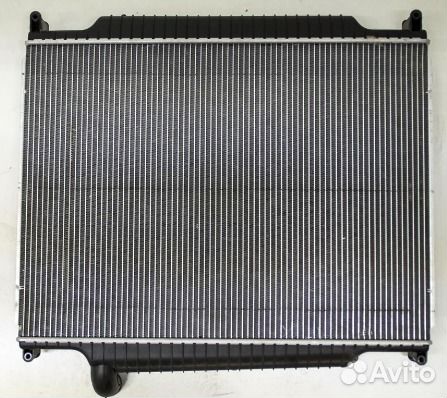 Радиатор охлаждения Range Rover III (LM) (02)