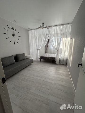 

1-к. квартира, 43 м², 3/9 эт.