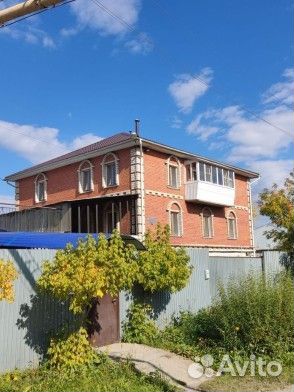 

6-к. дом, 300 м²