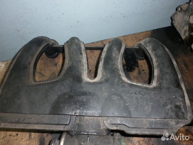 Коллектор впускной Пежо Ситроен 1.9 d 69 л.с Коллектор впускной Пежо Ситроен 1.9 d 69 л.с