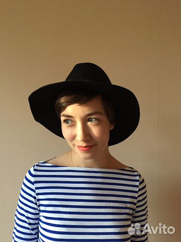 Новая черная шляпа MaxCo Новая черная шляпа MaxCo