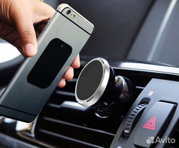 Магнитный держатель для телефона в авто