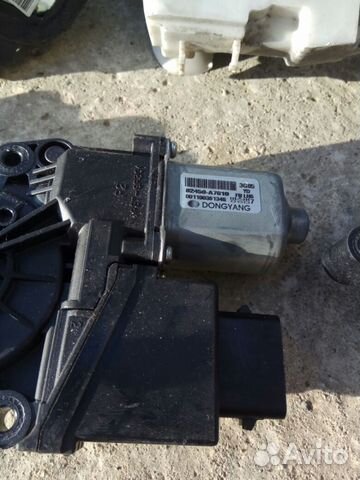 Мотор стеклоподъемника водительской двери Cerato 3