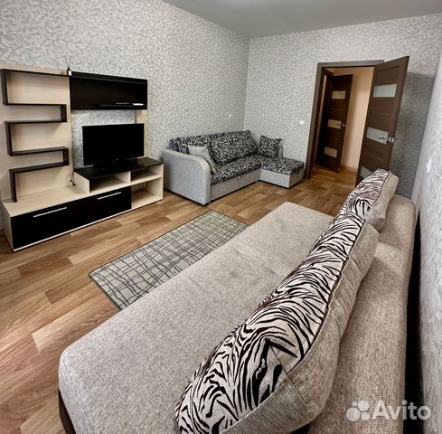 

1-к. квартира, 38 м², 1/16 эт.