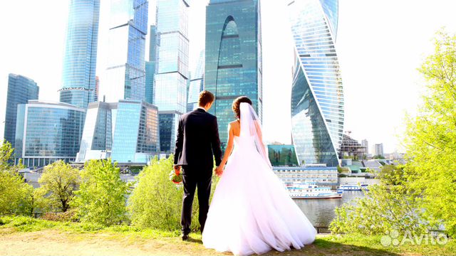 Фотограф Видеооператор на Свадьбу