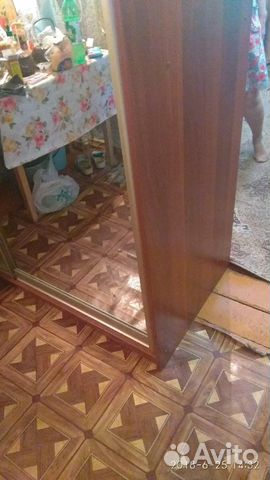 Шкаф купе с зеркалом