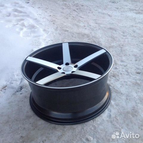 Vossen вогнутые Комплект новых дисков R18 CV3 Vossen вогнутые Комплект новых дисков R18 CV3