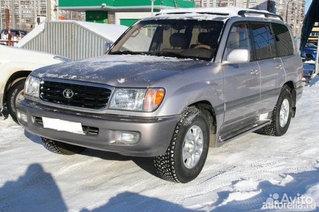 Разборки крузер 100. Land Cruiser 100 2001. Ленд Крузер 100 2001. Тойота ленд Крузер 2000г.